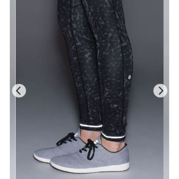 Lululemon Speed Tight III *Full-On Luxtreme Star Crushed Coal Black 6 - Picture 3 of 13